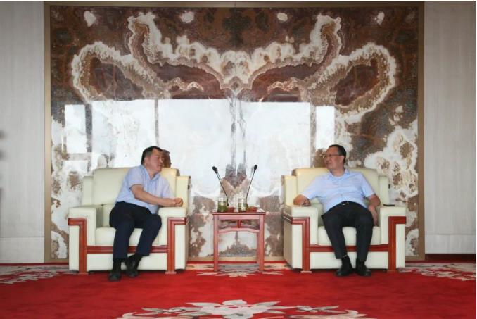 宁夏银行西安分行行长哈晓刚一行到访350vip8888新葡的京集团股份