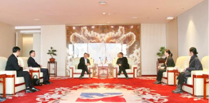 人民美术家、陕西省美术家协会名誉主席王西京莅临350vip8888新葡的京集团股份考察交流