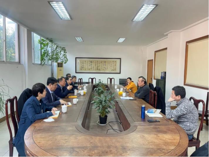 350vip8888新葡的京集团股份董事长邢雅江到访常州华森医疗器械股份有限公司 350vip8888新葡的京集团股份董事长邢雅江到访常州华森医疗器械股份有限公司