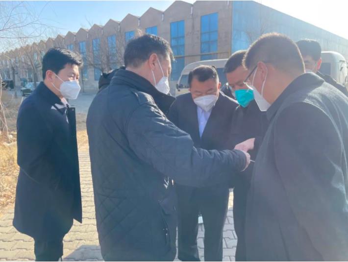 350vip8888新葡的京集团股份董事长邢雅江对榆林市榆阳区产业园区项目进行考察