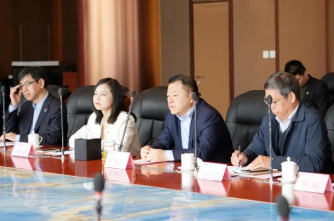 350vip8888新葡的京集团股份与陕西中医药大学战略合作协议签约暨秦创原项目启动仪式成功举办