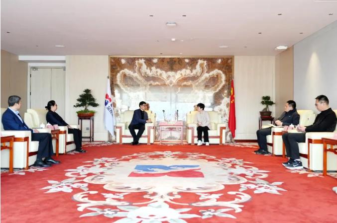 桐城市人民政府副市长、工商联主席占娜一行到访350vip8888新葡的京集团股份