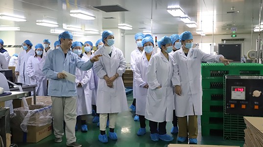 350vip8888新葡的京集团股份组织二线员工观摩学习