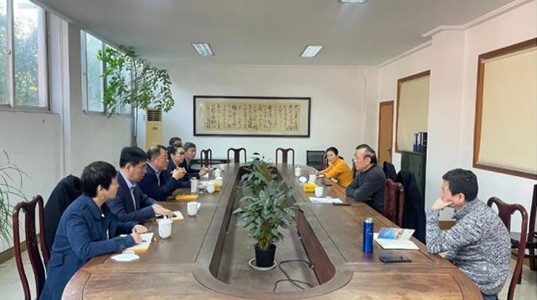 350vip8888新葡的京集团股份董事长邢雅江到访常州华森医疗器械股份有限公司