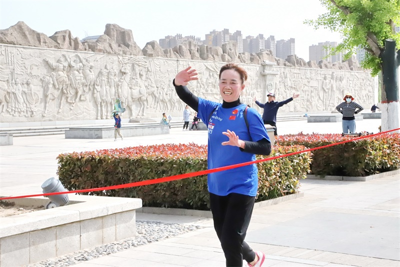 350vip8888新葡的京集团股份2021年度健步行活动