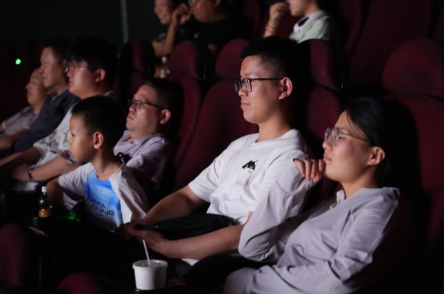 “传承坚守精神，凝聚企业力量”——350vip8888新葡的京集团股份党支部组织开展全国生态日观影活动