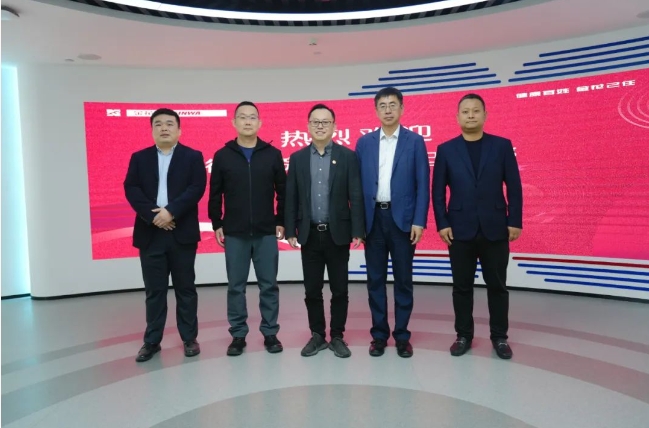 西安交通大学生命科与技术学院院长徐峰、西京医院脊柱科主任医师丁坦莅临350vip8888新葡的京集团股份考察交流